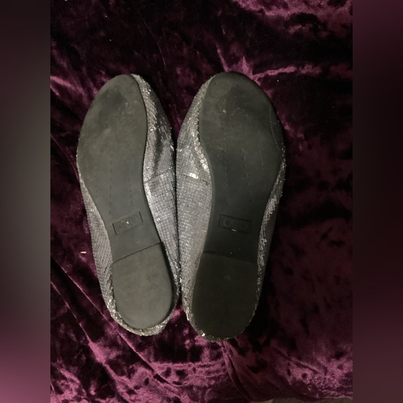 Sparkly Flats - Picture 2 of 2
